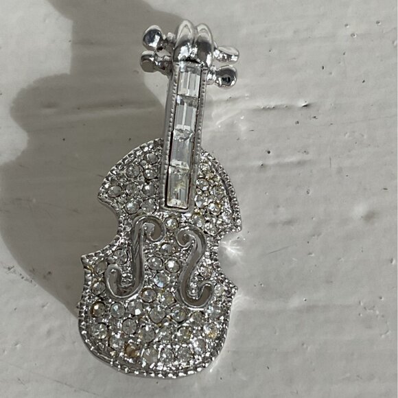 Silver Violin Brooch With Rhinestones Elegant Crystal Embellished Pin - Picture 1 of 3